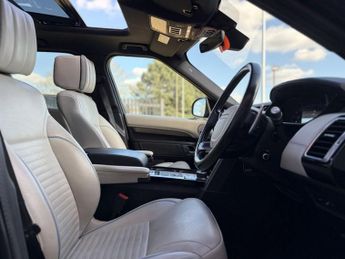 LAND ROVER DISCOVERY 3.0 SD V6 HSE Luxury SUV 5dr Diesel Auto 4WD Euro 6 (s/s) (306 p