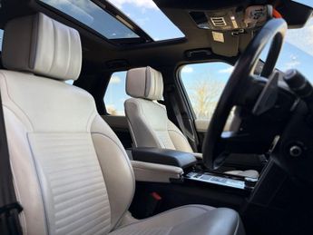 LAND ROVER DISCOVERY 3.0 SD V6 HSE Luxury SUV 5dr Diesel Auto 4WD Euro 6 (s/s) (306 p