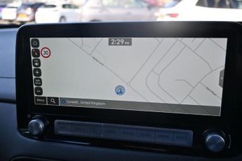 HYUNDAI KONA 64kWh Premium SUV 5dr Electric Auto (10.5kW Charger) (204 ps)