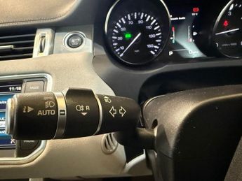 LAND ROVER RANGE ROVER EVOQUE 2.2 SD4 Pure Tech SUV 5dr Diesel Auto 4WD Euro 5 (s/s) (190 ps)