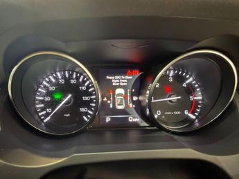 LAND ROVER RANGE ROVER EVOQUE 2.2 SD4 Pure Tech SUV 5dr Diesel Auto 4WD Euro 5 (s/s) (190 ps)