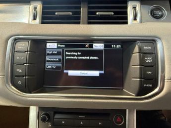 LAND ROVER RANGE ROVER EVOQUE 2.2 SD4 Pure Tech SUV 5dr Diesel Auto 4WD Euro 5 (s/s) (190 ps)