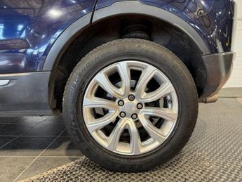 LAND ROVER RANGE ROVER EVOQUE 2.2 SD4 Pure Tech SUV 5dr Diesel Auto 4WD Euro 5 (s/s) (190 ps)