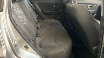 KIA SOUL 1.6 CRDi 2 SUV 5dr Diesel Auto Euro 4 (126 bhp) MOT FEB 2027 DRI