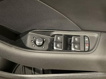 AUDI A3 1.4 TFSI CoD S line Sportback 5dr Petrol S Tronic Euro 6 (s/s) (