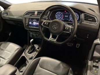 VOLKSWAGEN TIGUAN 2.0 TDI BlueMotion Tech R-Line SUV 5dr Diesel DSG 4Motion Euro 6
