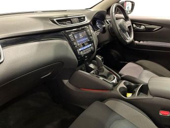 NISSAN QASHQAI 1.3 DIG-T N-Connecta SUV 5dr Petrol DCT Auto Euro 6 (s/s) (160 p