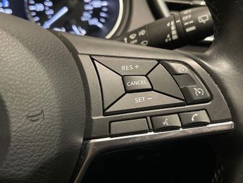 NISSAN QASHQAI 1.3 DIG-T N-Connecta SUV 5dr Petrol DCT Auto Euro 6 (s/s) (160 p