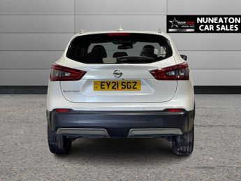 NISSAN QASHQAI 1.3 DIG-T N-Connecta SUV 5dr Petrol DCT Auto Euro 6 (s/s) (160 p