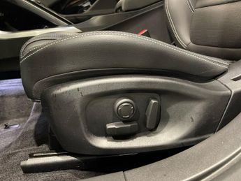 JAGUAR I-PACE 400 90kWh SE SUV 5dr Electric Auto 4WD (400 ps)