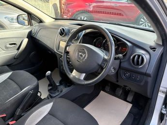 DACIA SANDERO STEPWAY 1.5 dCi Laureate Hatchback 5dr Diesel Manual Euro 6 (s/s) (90 ps