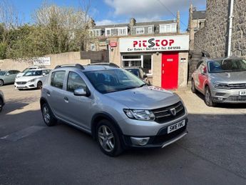 DACIA SANDERO STEPWAY 1.5 dCi Laureate Hatchback 5dr Diesel Manual Euro 6 (s/s) (90 ps