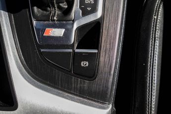 AUDI A4 1.4 TFSI S line Saloon 4dr Petrol S Tronic Euro 6 (s/s) (150 ps)