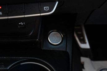 AUDI A4 1.4 TFSI S line Saloon 4dr Petrol S Tronic Euro 6 (s/s) (150 ps)