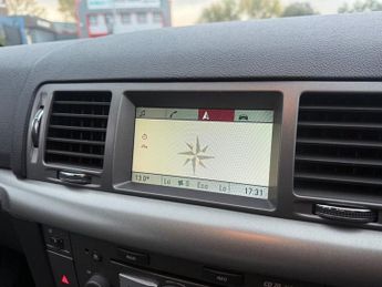 VAUXHALL VECTRA 3.0 CDTi V6 24V Elite Hatchback 5dr Diesel Automatic- FANTASTIC 