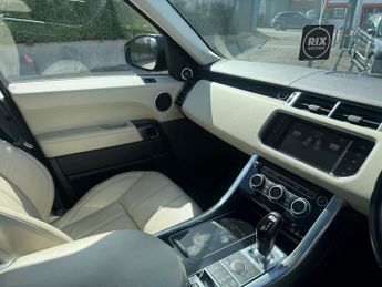 LAND ROVER RANGE ROVER SPORT 3.0 SD V6 HSE SUV 5dr Diesel Auto 4WD Euro 6 (s/s) (306 ps)-Fant