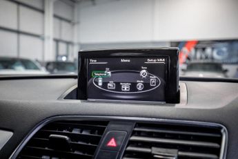 AUDI Q3 2.0 TDI S line SUV 5dr Diesel S Tronic quattro Euro 5 (s/s) (177