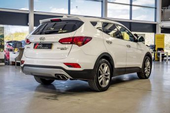 HYUNDAI SANTA FE 2.2 CRDi Blue Drive Premium SE SUV 5dr Diesel Auto 4WD Euro 6 (s