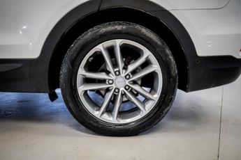 HYUNDAI SANTA FE 2.2 CRDi Blue Drive Premium SE SUV 5dr Diesel Auto 4WD Euro 6 (s