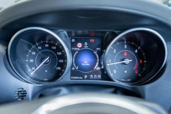 JAGUAR F-PACE 2.0 D180 Portfolio SUV 5dr Diesel Auto AWD Euro 6 (s/s) (180 ps)