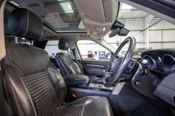 LAND ROVER DISCOVERY 2.0 SD4 HSE SUV 5dr Diesel Auto 4WD Euro 6 (s/s) (240 ps)