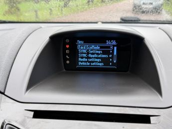 FORD FIESTA 1.6 Zetec Hatchback 5dr Petrol Powershift Euro 5 (105 ps)