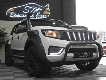 Nissan Navara 2.3 dCi Acenta+ Pickup Double Cab 4dr Diesel Auto 4WD Euro 6 (19