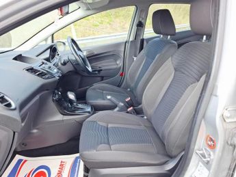 FORD FIESTA 1.6 Zetec Hatchback 5dr Petrol Powershift Euro 5 (105 ps)