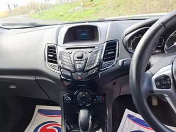 FORD FIESTA 1.6 Zetec Hatchback 5dr Petrol Powershift Euro 5 (105 ps)