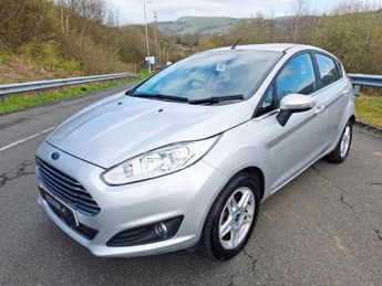 FORD FIESTA 1.6 Zetec Hatchback 5dr Petrol Powershift Euro 5 (105 ps)