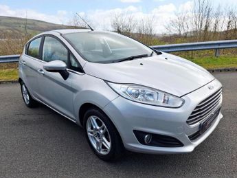 FORD FIESTA 1.6 Zetec Hatchback 5dr Petrol Powershift Euro 5 (105 ps)