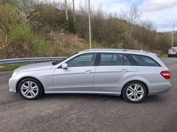 MERCEDES-BENZ E-CLASS 3.0 E350 CDI V6 BlueEfficiency Avantgarde Estate 5dr Diesel G-Tr