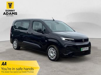 Vauxhall Combo 52kWh Design XL MPV 5dr Electric Auto (7.4kW Charger) (136 ps)