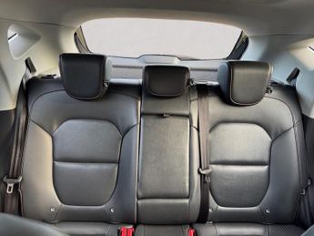 MG MG ZS 72.6kWh Trophy Long Range SUV 5dr Electric Auto (156 ps)