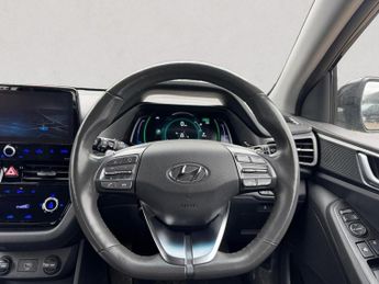 HYUNDAI IONIQ 38.3kWh Premium Hatchback 5dr Electric Auto (136 ps)