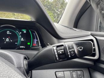 HYUNDAI IONIQ 38.3kWh Premium Hatchback 5dr Electric Auto (136 ps)