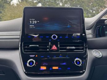 HYUNDAI IONIQ 38.3kWh Premium Hatchback 5dr Electric Auto (136 ps)