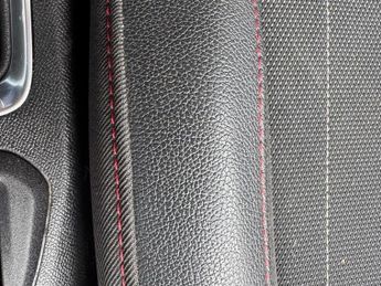 VAUXHALL Corsa Electric 50kWh SRi Premium Hatchback 5dr Electric Auto (136 ps)