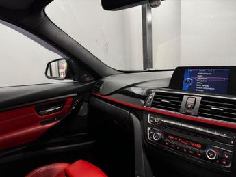 BMW 3 SERIES 2.0 320d Sport Saloon 4dr Diesel Auto Euro 5 (s/s) (184 ps)