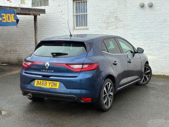 RENAULT MEGANE 1.5 Blue dCi Iconic Hatchback 5dr Diesel Manual Euro 6 (s/s) (11