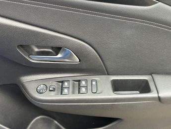 VAUXHALL Corsa Electric 50kWh Griffin Hatchback 5dr Electric Auto (7.4Kw Charger) (136 p