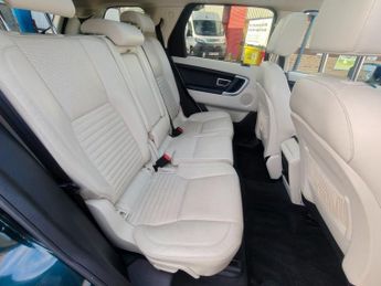 LAND ROVER DISCOVERY SPORT 2.2 SD4 HSE Luxury SUV 5dr Diesel Auto 4WD Euro 5 (s/s) (190 ps)