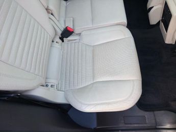 LAND ROVER DISCOVERY SPORT 2.2 SD4 HSE Luxury SUV 5dr Diesel Auto 4WD Euro 5 (s/s) (190 ps)