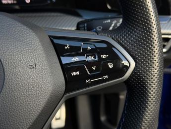 VOLKSWAGEN GOLF 2.0 TSI R Hatchback 5dr Petrol DSG 4Motion Euro 6 (s/s) (320 ps)