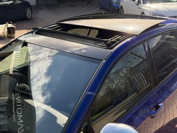 VOLKSWAGEN GOLF 2.0 TSI R Hatchback 5dr Petrol DSG 4Motion Euro 6 (s/s) (320 ps)