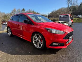 Ford Focus 2.0T EcoBoost ST-2 Hatchback 5dr Petrol Manual Euro 6 (s/s) (250