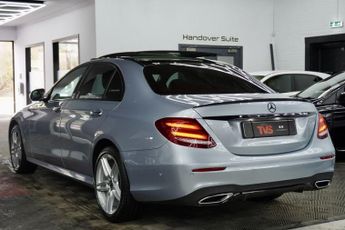 MERCEDES-BENZ E-CLASS 2.0 E220d AMG Line (Premium) Saloon 4dr Diesel G-Tronic+ 4MATIC 