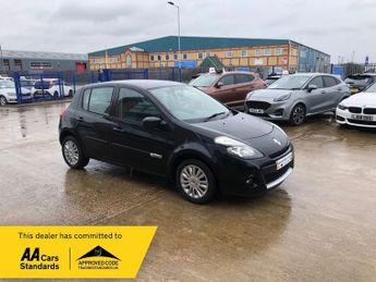 RENAULT CLIO 1.5 dCi Expression + Hatchback 5dr Diesel Manual Euro 5 (88 ps)