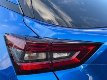 NISSAN JUKE 1.0 DIG-T N-Connecta SUV 5dr Petrol DCT Auto Euro 6 (s/s) (114 p