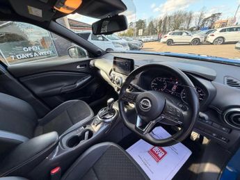 NISSAN JUKE 1.0 DIG-T N-Connecta SUV 5dr Petrol DCT Auto Euro 6 (s/s) (114 p